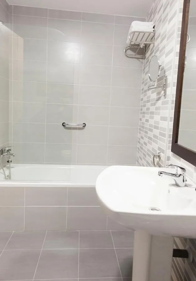 Apartamentos Sol De Mayo Ubeda  0*, Ubeda (Andalucia)